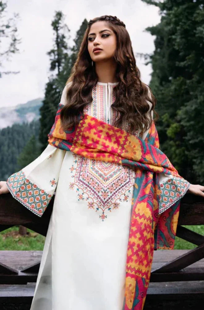 Sapphire - 3 PC Unstitched Khaddar Embroidered Shirt with Printed Shawl and Trouser - RC 1101
